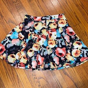 Lush neon color skirt 🌹